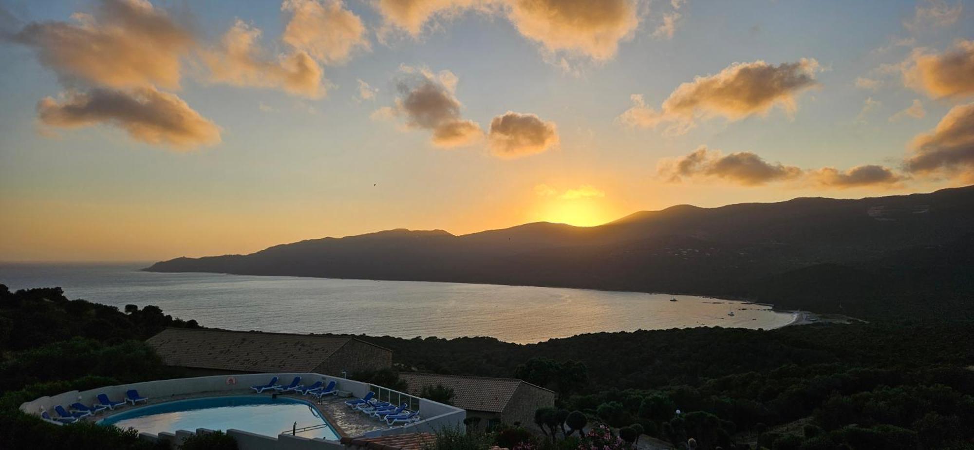 Mini Caseddu T2, Alba Rossa Avec Piscine & Vue Mer Serra-di-Ferro  Εξωτερικό φωτογραφία